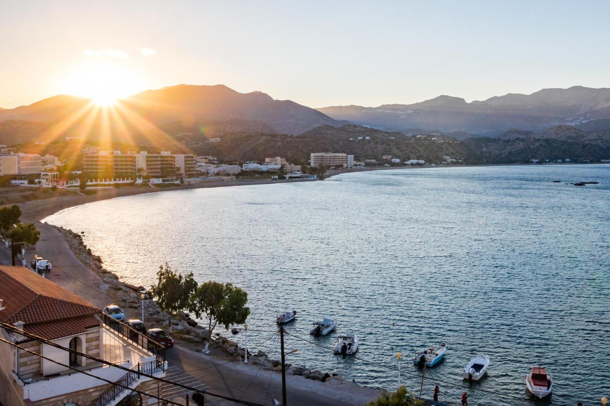 Olia Boutique Apartments Kárpathos Eksteriør billede